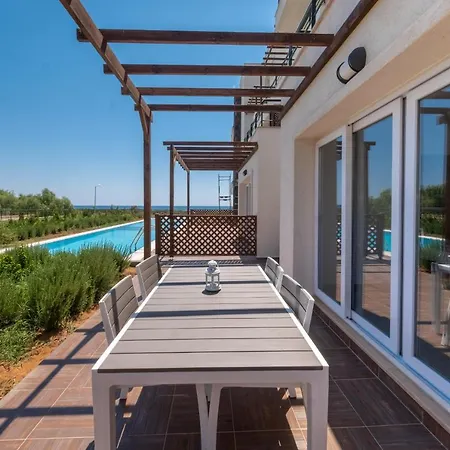 Luna 1 Bedroom With Sea View Апартаменты *