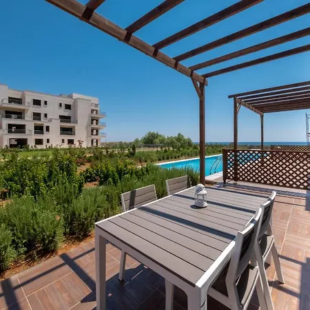 Luna 1 Bedroom With Sea View Апартаменты